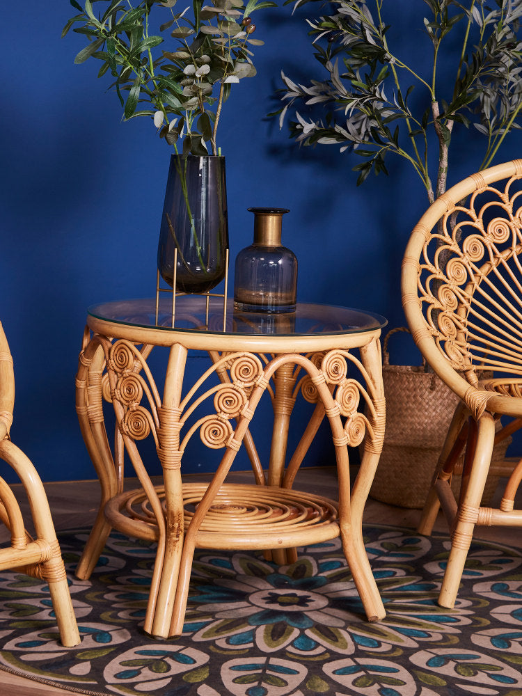 Natural Rattan Bistro Set, 3 Piece Indoor Balcony Furniture Set with 2 Handwoven Peacock Accent Chairs and Round Glass Top Side Table, Boho Wicker Conversation Set for Sunroom, Patio, Living Room and Tea Corner