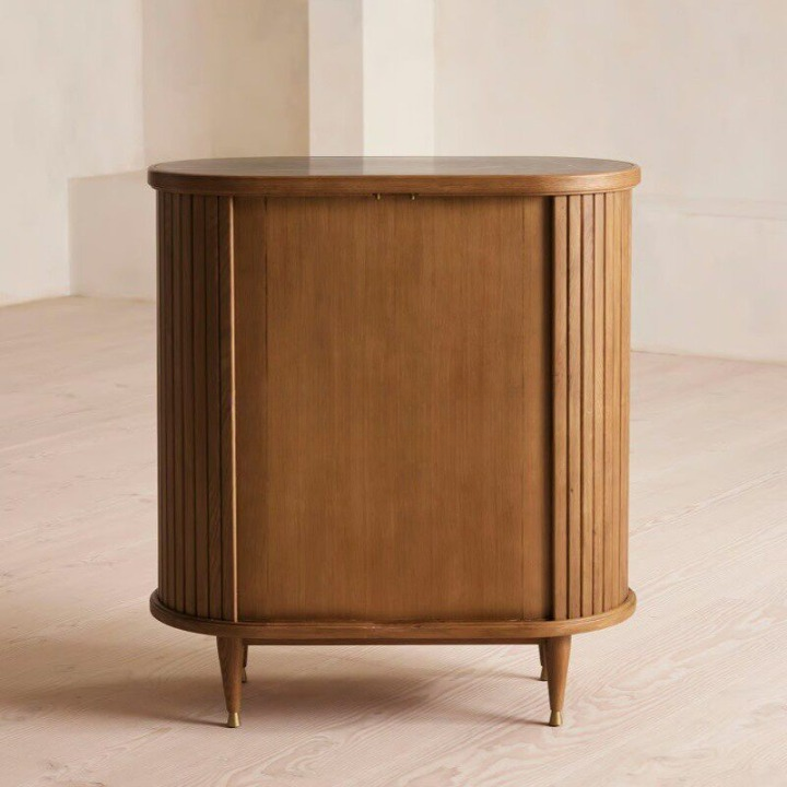 Solid Wood Fluted Bar Cabinet, Carved Sideboard Buffet Cabinet with Glassware Storage for Dining Room, Living Room, Home Bar, Hotel, Natural Wood Finish