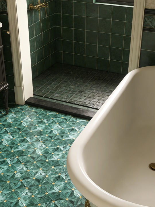 Luxury Green Marble Mosaic Tile Floral Waterjet Stone Mosaic Backsplash Tile Decorative Bathroom Kitchen Wall Floor Tile for Hotel Spa Shower Accent Wall