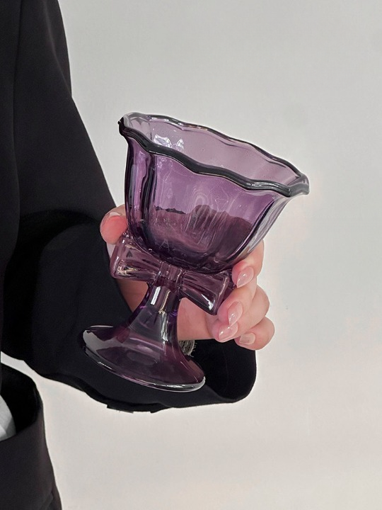 Bow Stem Dessert Cups Set of 2, Purple and Clear Footed Glass Bowls with Scalloped Rims for Ice Cream, Sundaes, Fruit, Parfaits, Pudding and Party Drinks