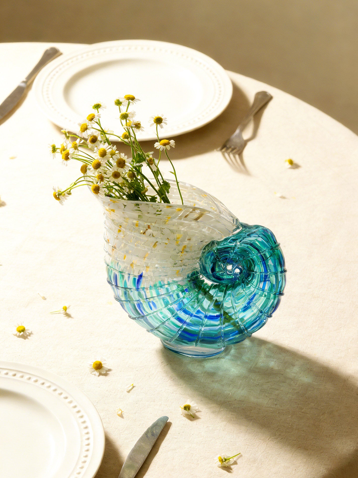 Blue Glass Conch Shell Vase, Coastal Decorative Flower Vase for Tabletop