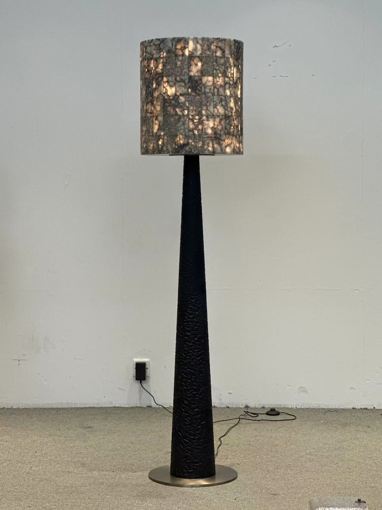 Designer Cloud Stone Rock Slab Floor Lamp, Artistic Natural Stone Grid Lampshade, Wood Grain Carved Column, Creative Style for Living Room, Bedroom, Study