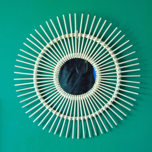 Rattan Sunburst Wall Mirror – Handcrafted Vintage Boho Round Mirror, Sun Flower Design, Resort Villa Accent Decor