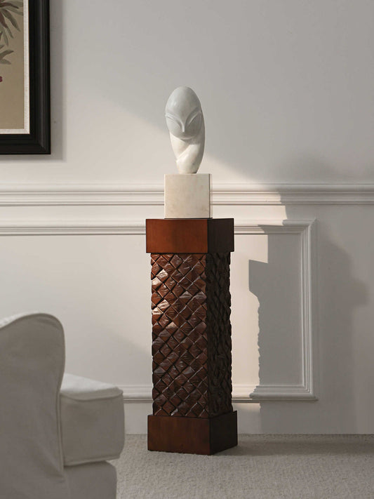 Modern Solid Wood Pedestal Stand, Hand-Carved Decorative Column for Sculpture, Plant, or Art Display, 80cm Tall Entryway Plinth for Hotel, Home, Gallery