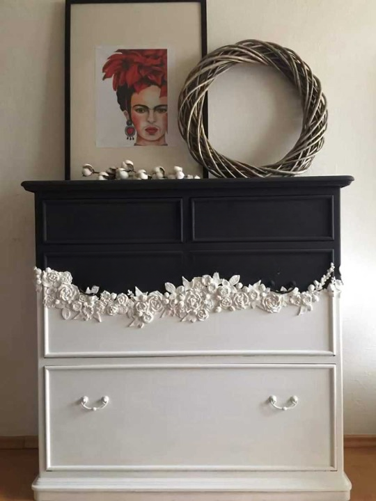 Vintage Two-Tone Carved Floral Solid Wood Dresser – Black & White Luxury Entryway Chest