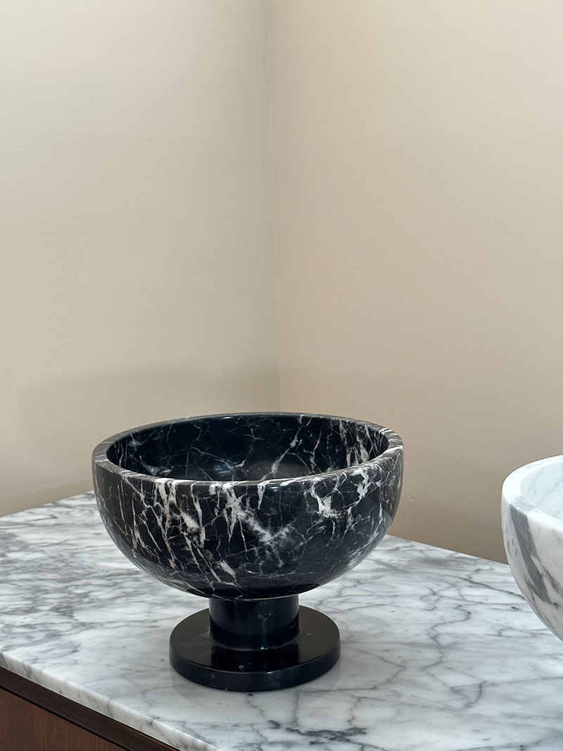 Black Marble Fruit Bowl with Pedestal Base – Designer Luxury Home Decor for Villa Showrooms & Sales Centers