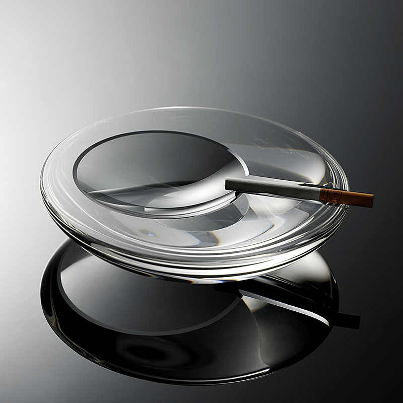 Luxury Crystal Glass Cigar Ashtray, Premium Handmade Round Smoking Accessory for Office & Living Room, High-End Heavy Duty Design