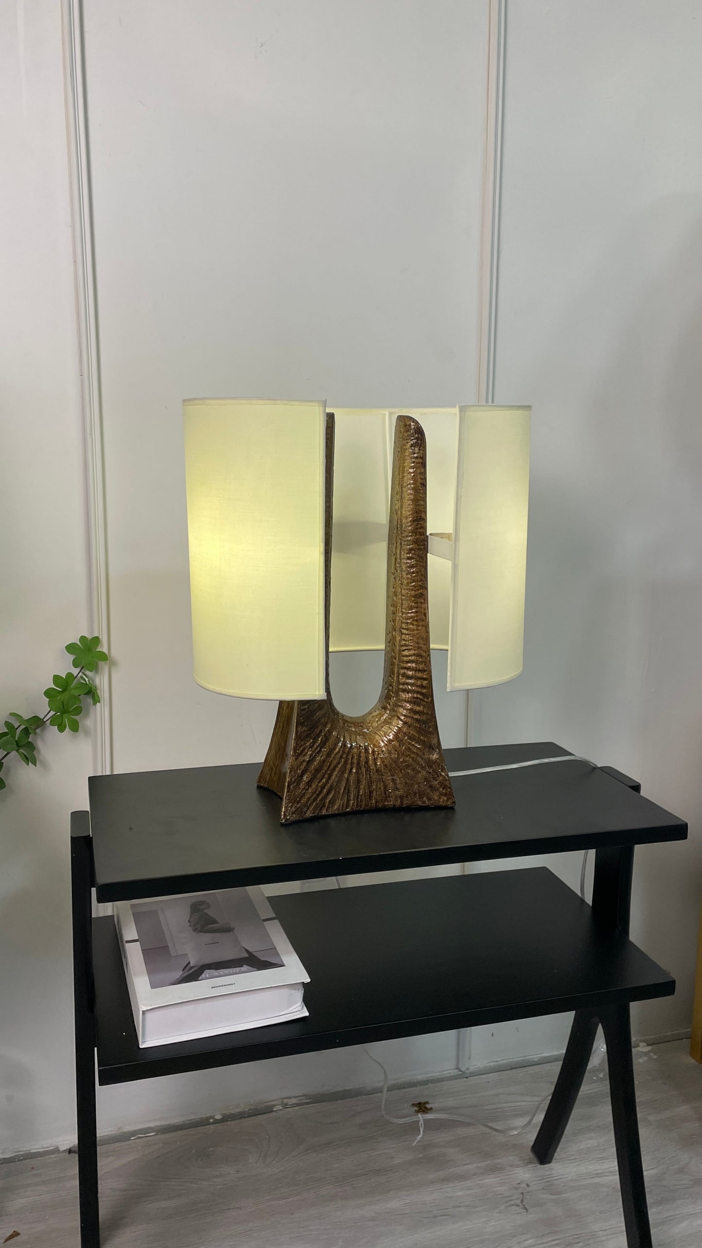Retro New Vintage Brass Table Lamp, High-End Luxury Postmodern Bedroom, Living Room, Study Light, Distressed Metal, Button Switch, (Domestic Plug)