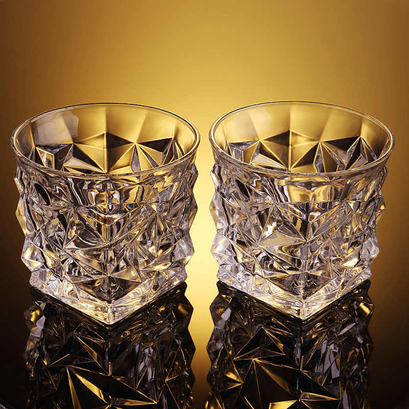 Creative Crystal Whiskey Glasses Set, Luxury Vintage Diamond-Cut Bar Tumblers for Home & Cocktail Use