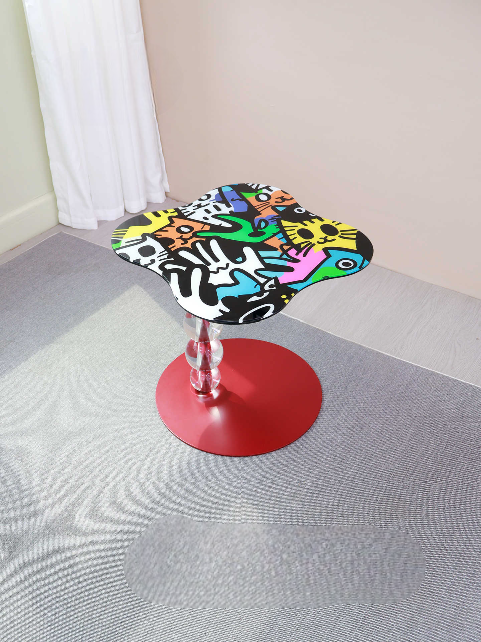 Dopamine Graffiti Glass Side Table, Artistic Modern Sofa End Table with Bold Patterned Top for Living Room or Balcony
