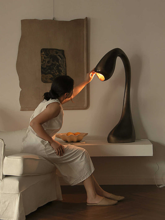 Modern Sculptural Floor Lamp, Vintage Wabi-Sabi Style Swan-Shaped Designer Light, Abstract Ambient Lighting for Living Room, Showroom, or Bedroom