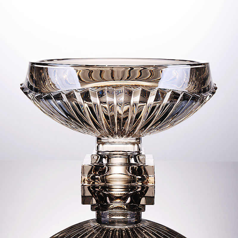 Modern Crystal Glass Pedestal Fruit Bowl, Elegant Cut Glass Compote with Radiating Pattern for Living Room, Luxury Footed Serving Dish for Desserts Candy