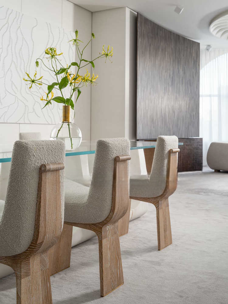 Minimalist Bouclé Dining Chair – Modern Solid Wood Armless Accent Vanity Chair, Retro Comfort Seating for Dining Room or Bedroom