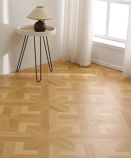 European Oak Pattern Laminate Wood Flooring 12mm Waterproof Scratch Resistant Parquet Style HDF Floor Planks for Living Room Bedroom Office Interior