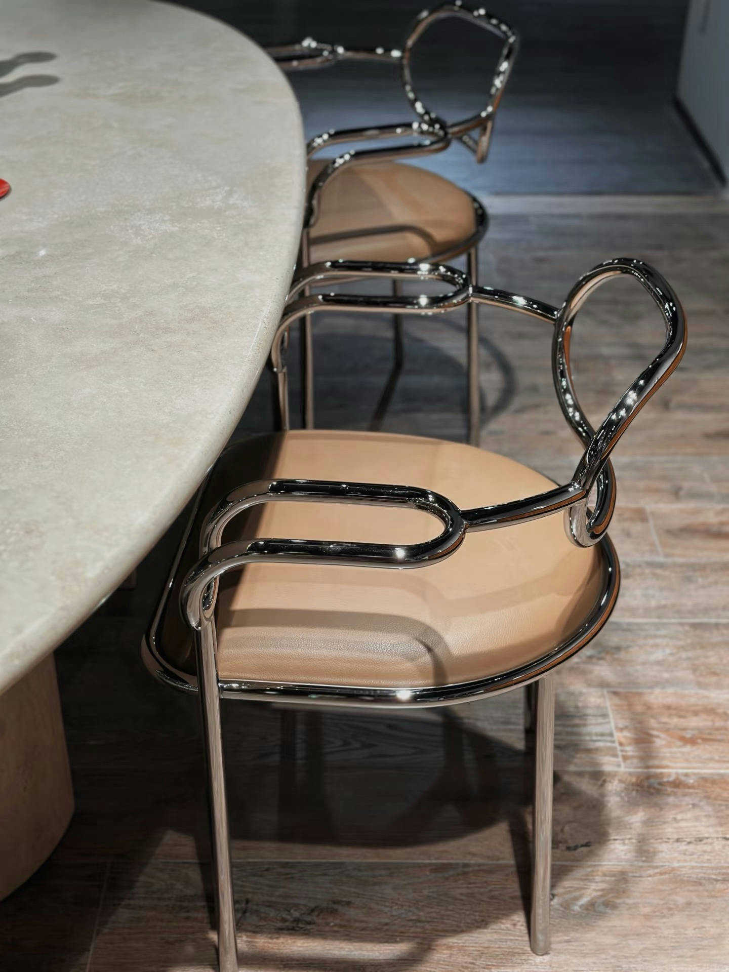 Italian Minimalist Dining Chair, Luxury Stainless Steel Frame with Genuine Leather Upholstery, Modern Art-Inspired Accent Chair with Curved Backrest