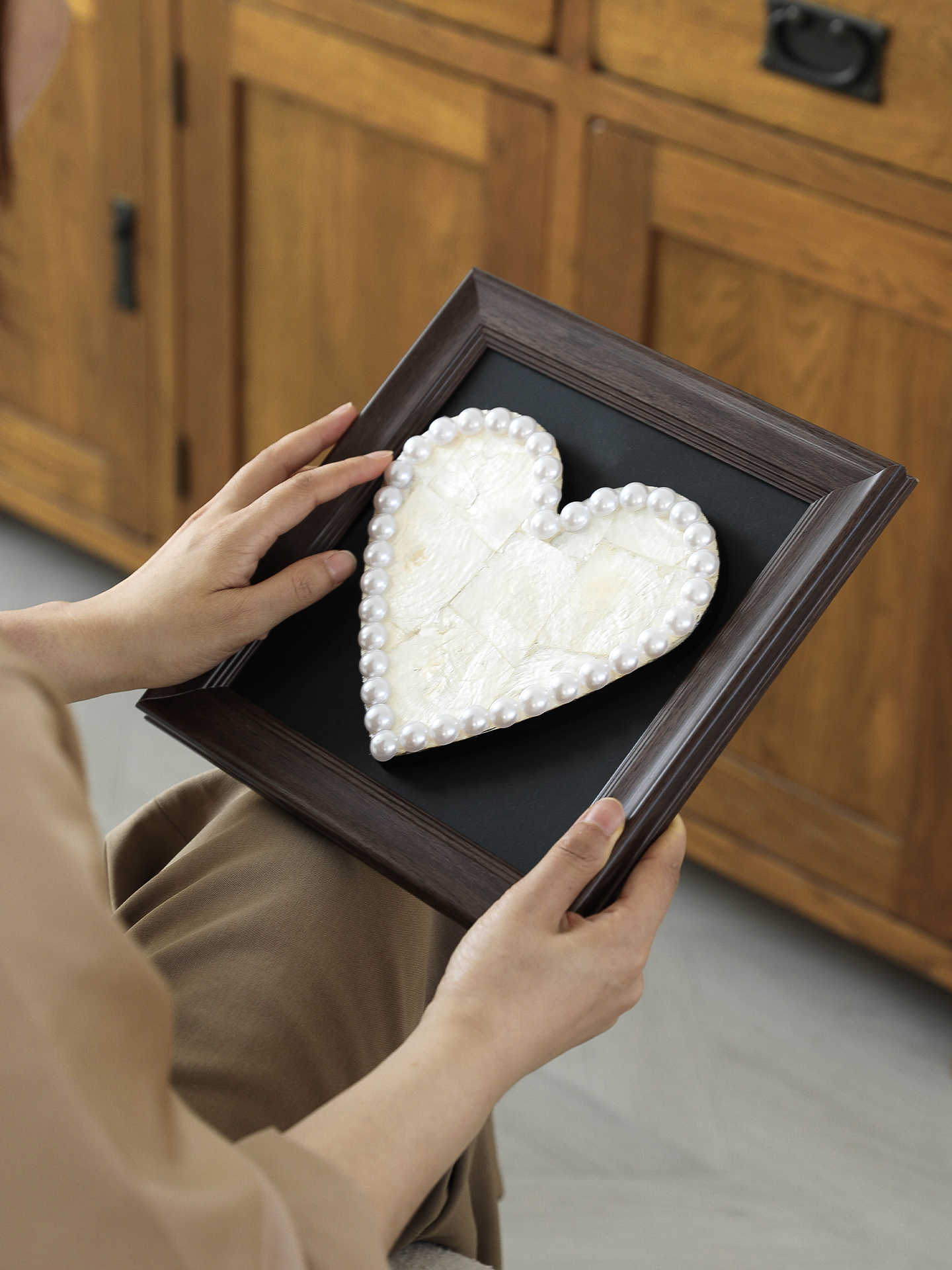 Luxury Pearl Heart Decorative Art, Square Eco Resin Frame Tabletop or Wall Accent for Living Room & Bedroom