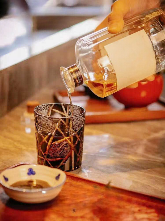 "Twilight of the Gods" Edo Cut Amber Whiskey Glass 260ml – Handcrafted Asian Style Old Fashioned Crystal Tumbler