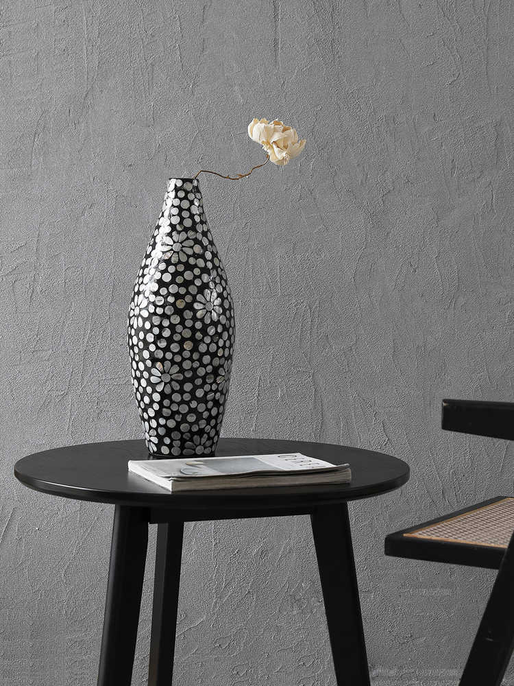 Black Decorative Vase, Modern Tabletop Flower Holder for Living Room, Entryway & Luxury Home Decor
