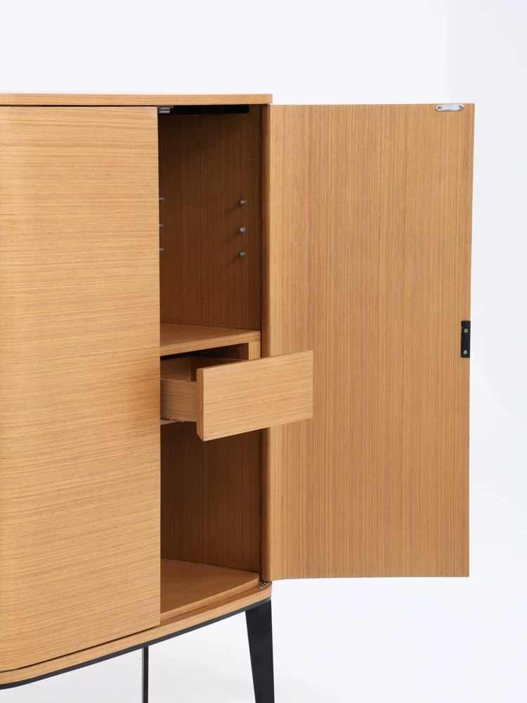 Italian Minimalist Natural Wood Veneer Sideboard Cabinet – Nordic Mid-Century Modern Storage Console, Curved Design Entryway Liquor Cabinet for Living Room and Dining Room