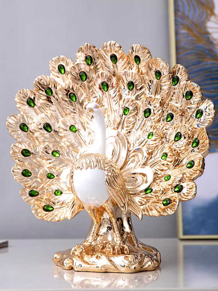 Luxury Rose Gold Peacock Sculpture – Resin Decorative Art for Living Room, TV Cabinet, or New Home Gift