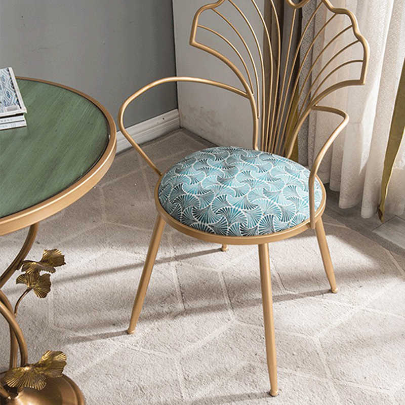 Country Shell Back Metal Accent Chair – Vintage Blue Cushion Garden Lounge Chair for Living Room, Patio, or Balcony