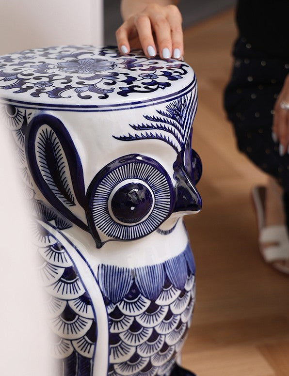 Blue and White Porcelain Owl Garden Stool, Traditional Asian Ceramic Multi-Purpose Stool, Decorative Side Table for Living Room & Entryway