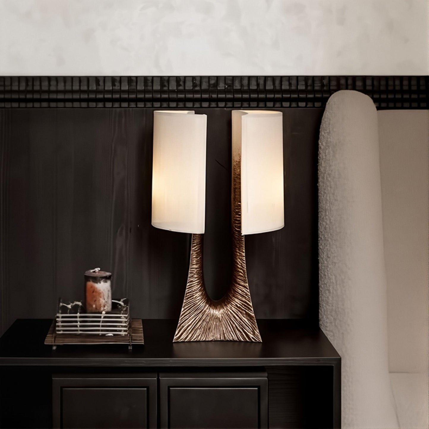 Retro New Vintage Brass Table Lamp, High-End Luxury Postmodern Bedroom, Living Room, Study Light, Distressed Metal, Button Switch, (Domestic Plug)