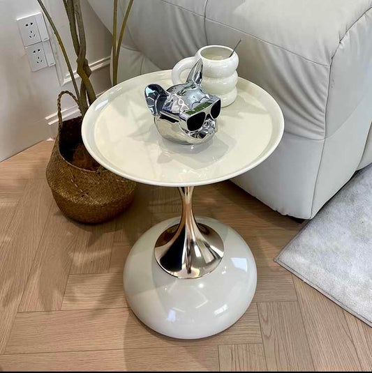 Modern Tulip Style Side Table with Chrome Pedestal Base, Cream White Round Coffee Table with Glossy Finish, Contemporary Living Room Accent Table