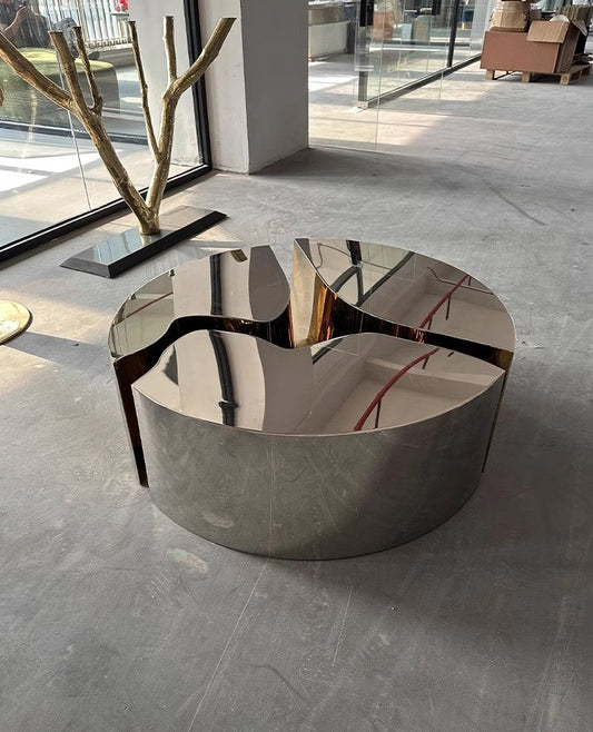 Modern Silver Mirrored Round Coffee Table – Luxury Designer Crack Accent Metallic Center Table for Living Room or Villa