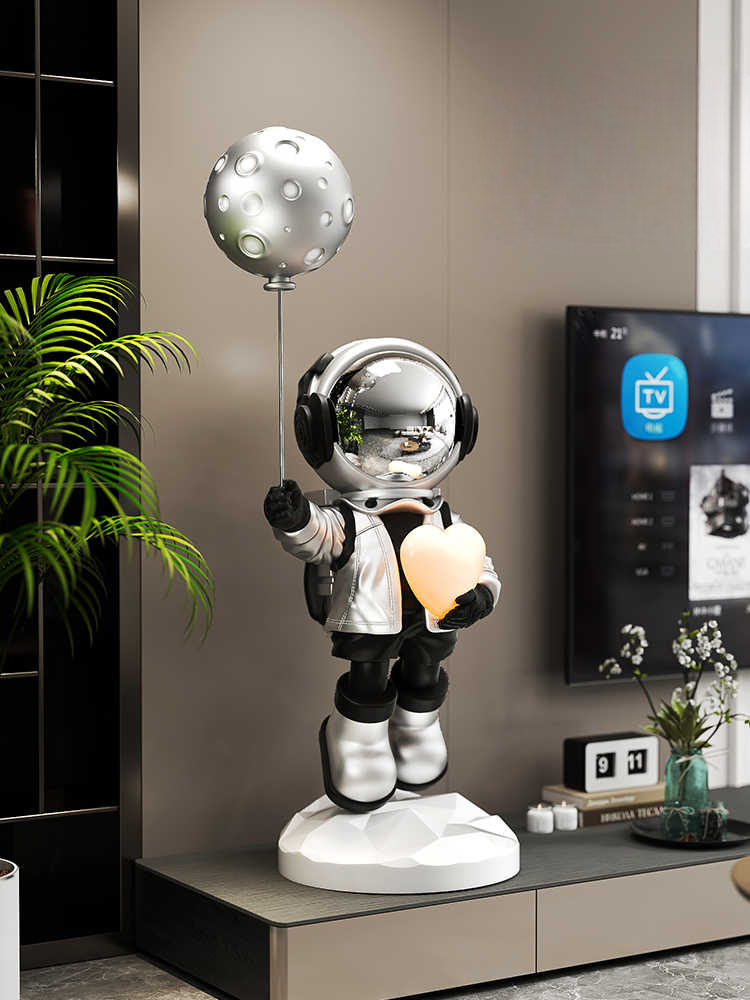 Modern Astronaut Bluetooth Floor Lamp Sculpture – LED Heart Lamp & Speaker for Living Room, TV Stand, Entryway, or Gift
