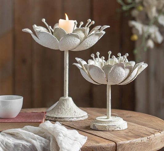 Vintage White Lotus Flower Iron Candle Holder Set, Distressed Floral Centerpiece for Romantic Dinner or Home Decor