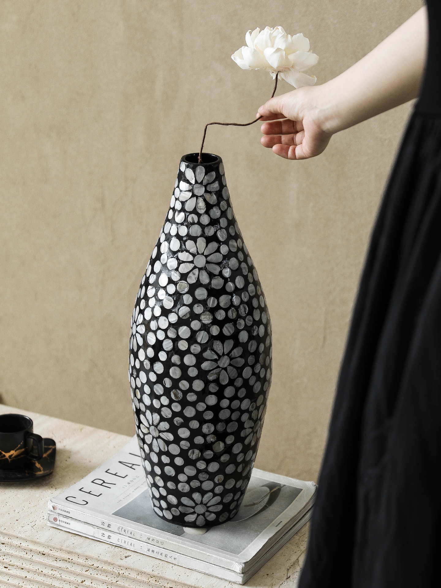 Black Decorative Vase, Modern Tabletop Flower Holder for Living Room, Entryway & Luxury Home Decor