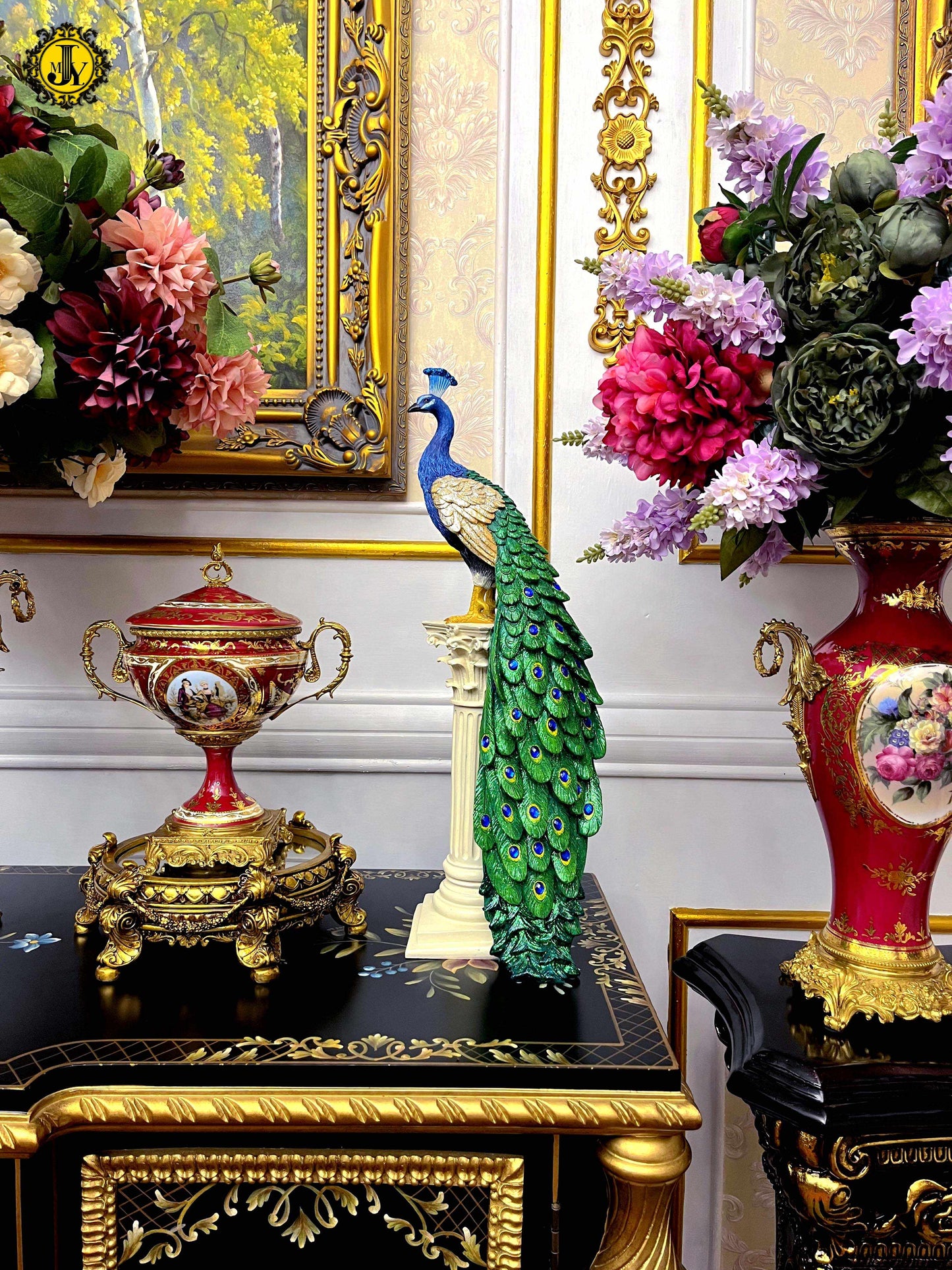 High-End Handcrafted Peacock Figurine, Luxury Living Room Console Table Decor