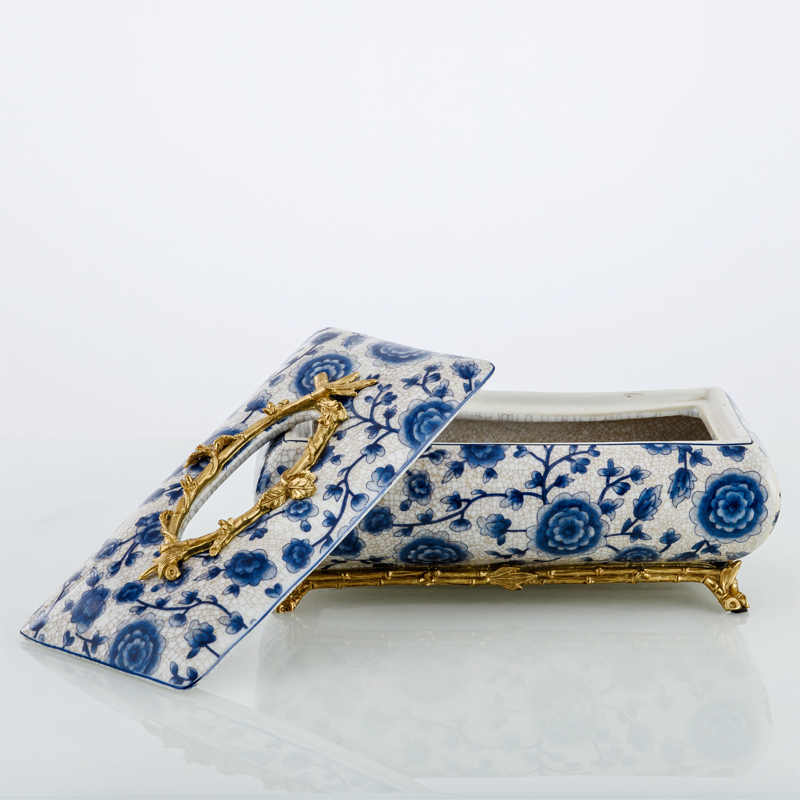 Blue and White Porcelain Brass Tissue Box, Classical Chinoiserie Tissue Holder for Living Room, Coffee Table and Villa Decor