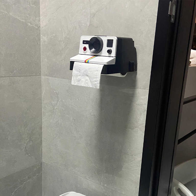 Retro Camera Style Toilet Paper Holder – Creative Polaroid-Inspired Bathroom Tissue Dispenser, Funny Novelty Home Decor Gift for Photography Lovers