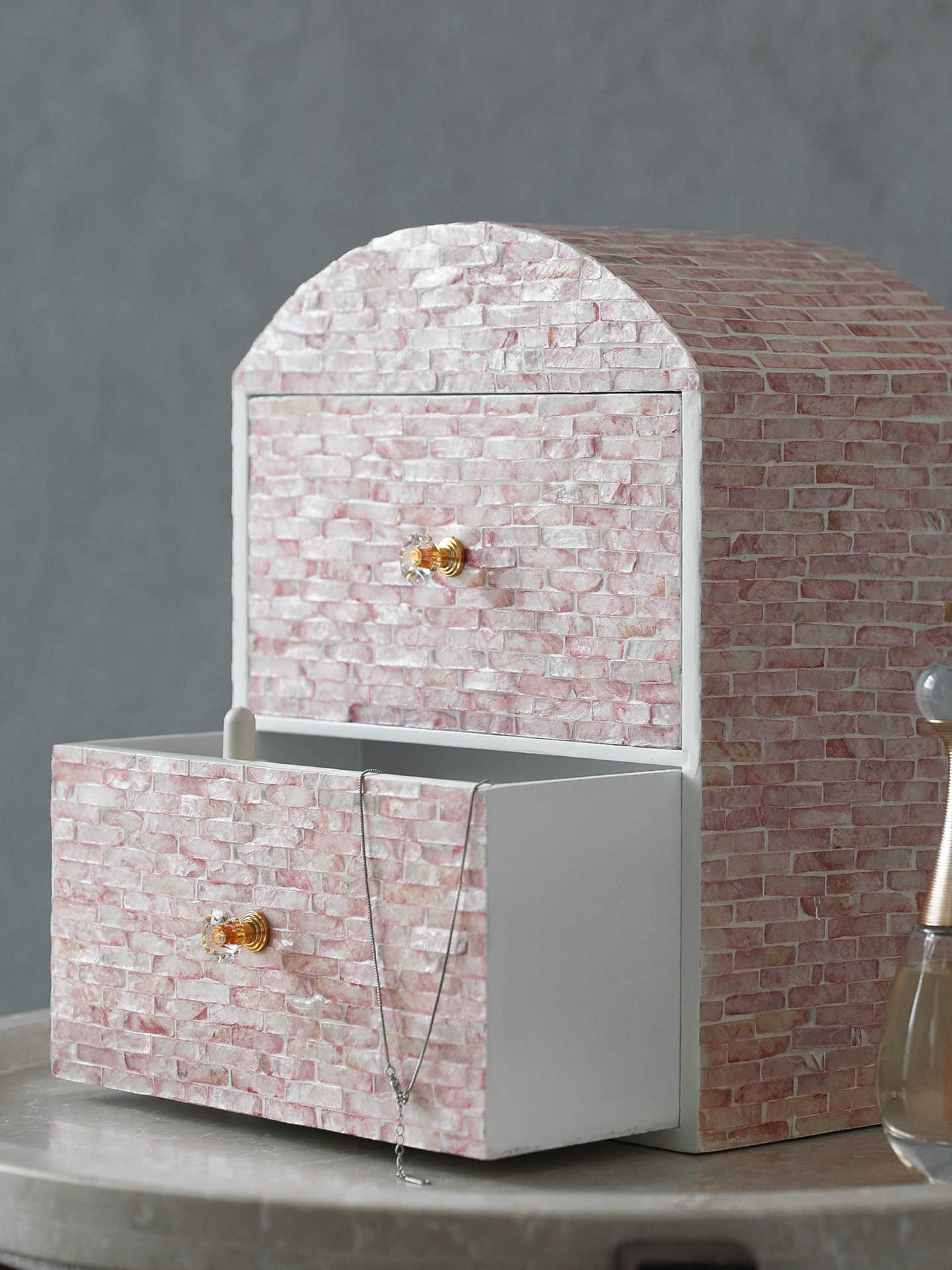 Pink Pearl Jewelry Chest, 2-Drawer Makeup Organizer Box for Vanity & Dresser, Decorative Shell Storage Cabinet