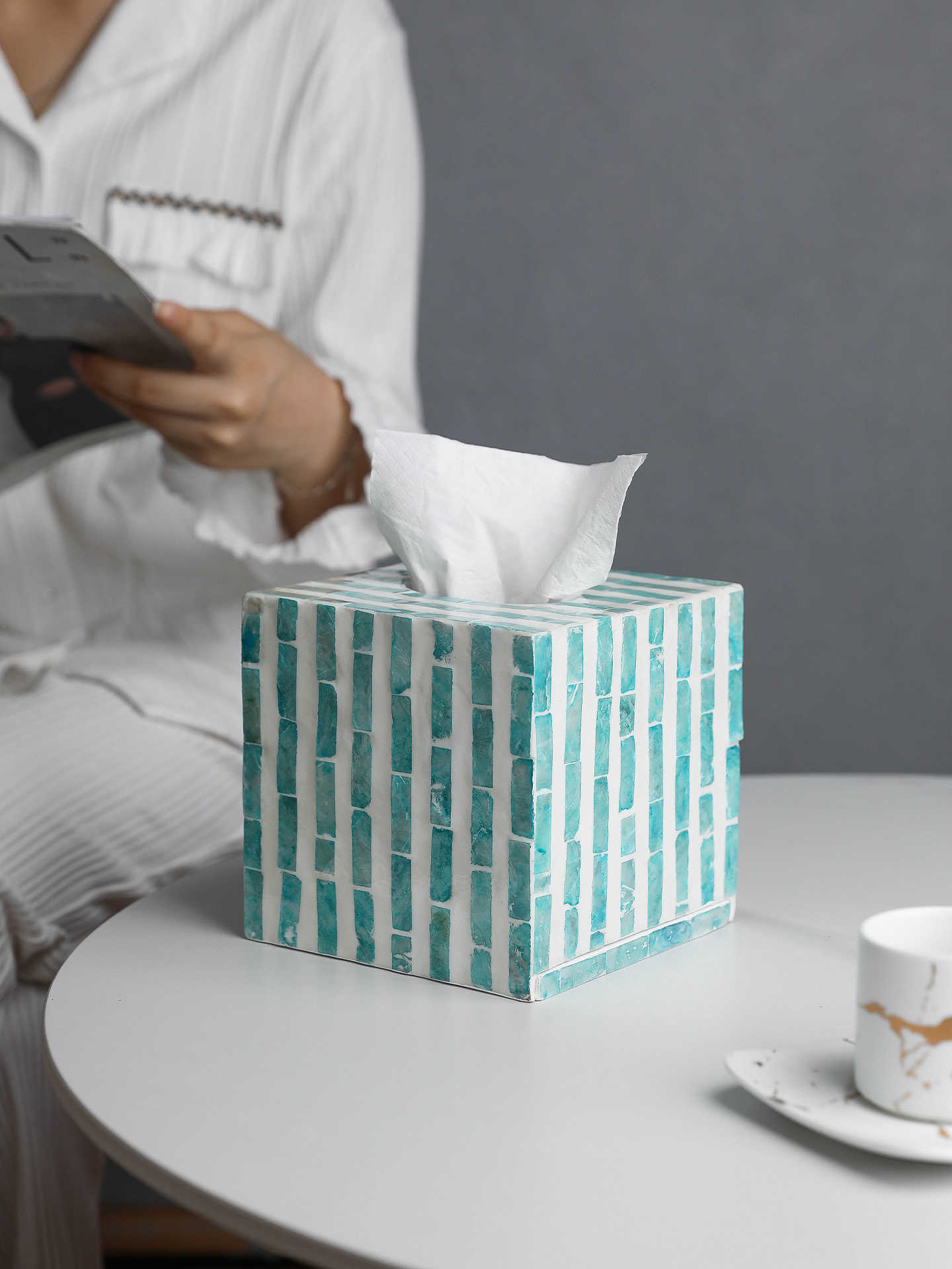 Modern Blue Tissue Box, Handmade Mosaic Decorative Napkin Holder for Bathroom, Bedroom, Office & Living Room