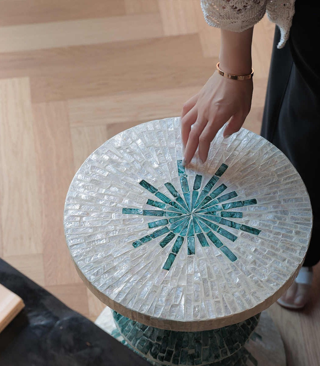 Luxury Shell Mosaic Garden Stool, Turquoise Green Mother of Pearl Ceramic Side Table, Tropical Style Accent Stool