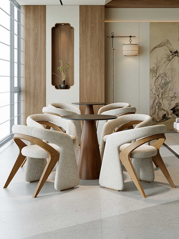 Modern Accent Table and Chair Set, Solid Wood Reception Lounge Group with Black Round Table, Upholstered Armchairs for Living Room, Office, Hotel Lobby (1 Table + 4 Chairs, Natural Wood/Beige)