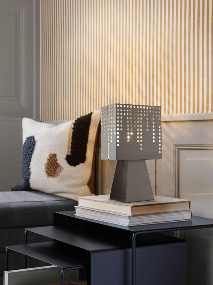 Designer Stainless Steel Atmosphere Table Lamp, Modern Bookshelf/Living Room/Bedroom/Study Accent Light