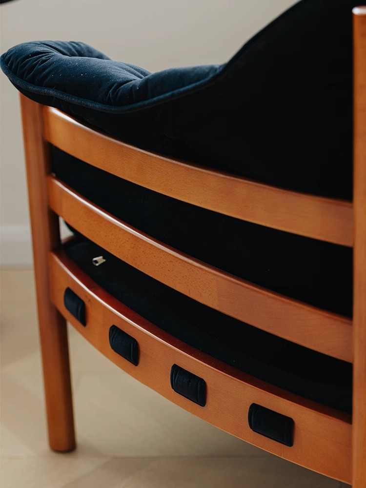 Vintage Orion Single Sofa Chair, Solid Wood Frame Black Velvet Accent Recliner for Balcony, Living Room, Apartment