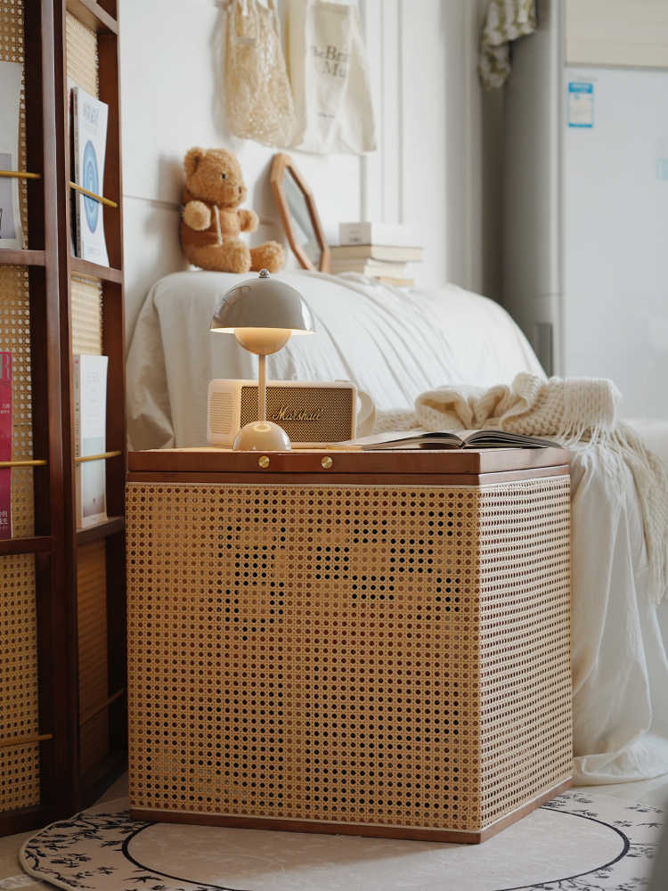 Vintage Rattan Storage Box with Lid – Large Cherry Finish Woven Organizer Basket, Bedroom Laundry Hamper & Bedside Cabinet