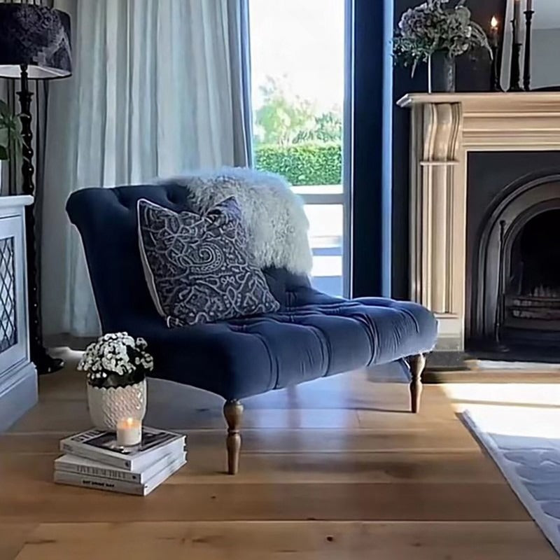 Navy Blue Velvet Accent Chair, Tufted Armless Lounge Chair with Wood Legs