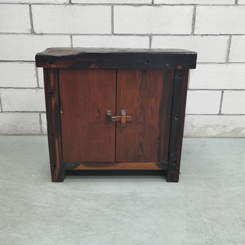 Reclaimed Wood Side Cabinet, Rustic 2 Door Storage Cabinet, Small Solid Wood Buffet Sideboard for Living Room, Dining Room, Kitchen, Tea Room and Entryway