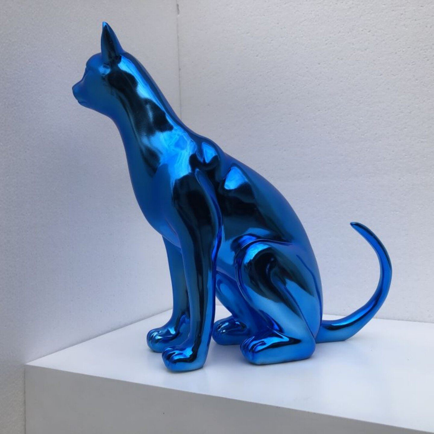 Blue Chrome Abstract Cat Sculpture, Small Sitting Resin Cat Statue, Electroplated Modern Animal Figurine for Living Room, Bar, Boutique Window Display, Gallery, Entryway, Luxury Home Decor