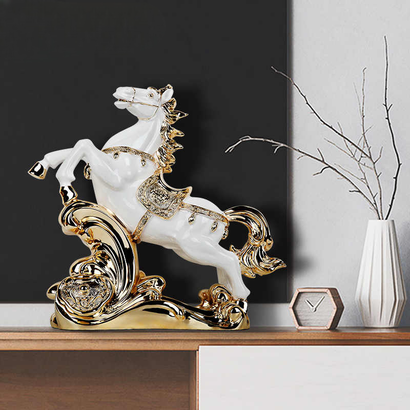 Luxury Rose Gold Horse Sculpture – Decorative Resin Stallion Figurine for Living Room, Office, TV Cabinet, or Gift