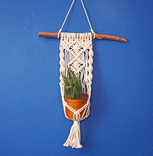 Handmade Geometric Macrame Wall Hanging – Cotton Rope Tapestry, Boho Art Decor, White Plant Holder Basket, Living Room, Bedroom, Entryway