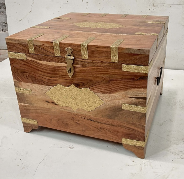 Handcrafted Solid Wood Storage Chest Trunk with Embossed Brass Accents – Rustic Farmhouse Decorative Blanket Box for Living Room, Bedroom & Entryway