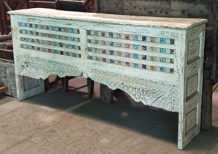 Handcrafted Distressed White Solid Wood Sideboard Cabinet with Mosaic Tile Accents – Rustic Farmhouse Console Table for Living Room, Entryway & Dining Room