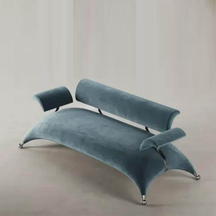 Modern Brown Leather Chaise Lounge Sofa, 2 Seater Upholstered Settee with Curved Metal Frame, Italian Luxury Accent Lounge Chair for Living Room, Bedroom, Hotel Lobby